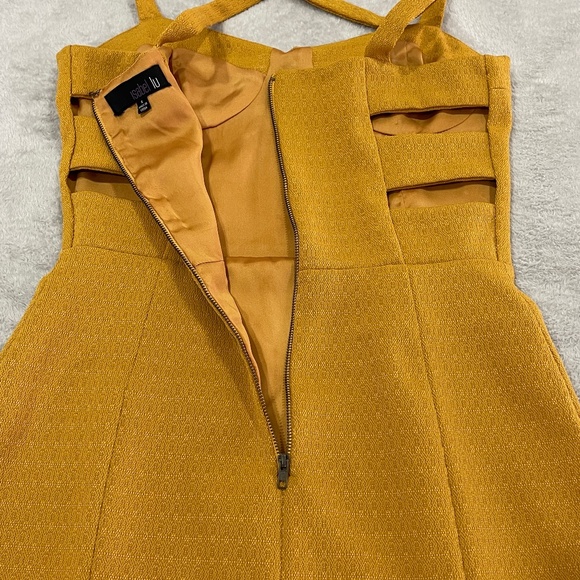 Isabel Lu Corset Cut Out Dress Size Small - Picture 6 of 14